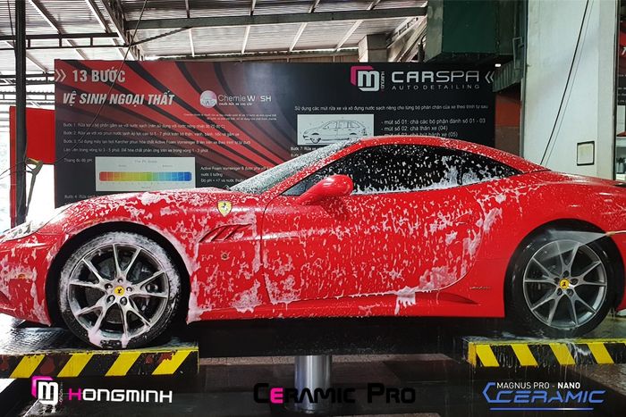 Hình ảnh quy trình chăm sóc xe chuyên nghiệp tại Hồng Minh Auto Service