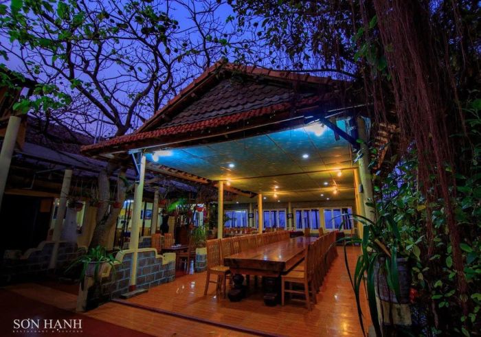 Không gian ấn tượng với view biển tại Nhà Hàng Hải Sản Sơn Hạnh