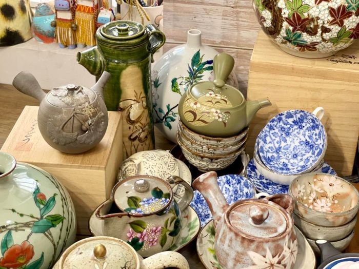 Bộ sưu tập gốm sứ tinh xảo tại Tiệm Gốm Rêu (Ảnh 2)