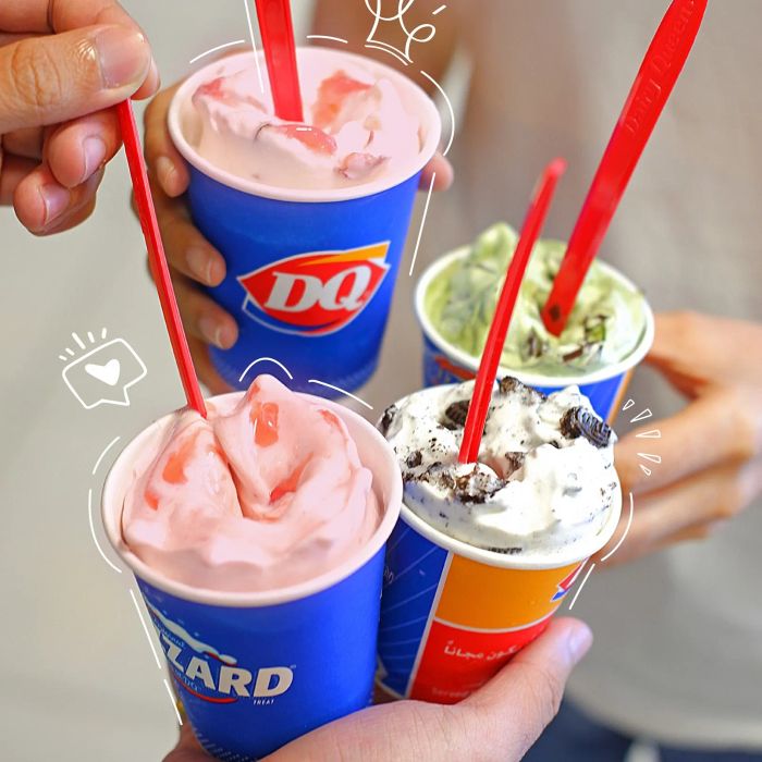 Hình ảnh không gian hiện đại và những món kem sáng tạo tại Dairy Queen