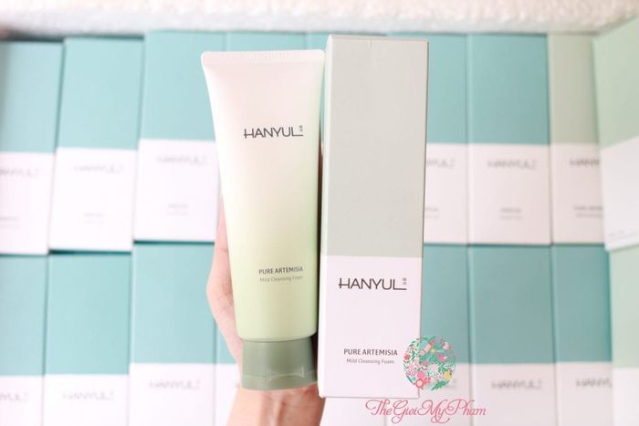 Sữa Rửa Mặt Ngải Cứu Hanyul Pure Artemisia Mild Cleansing Foam - Hình ảnh 1