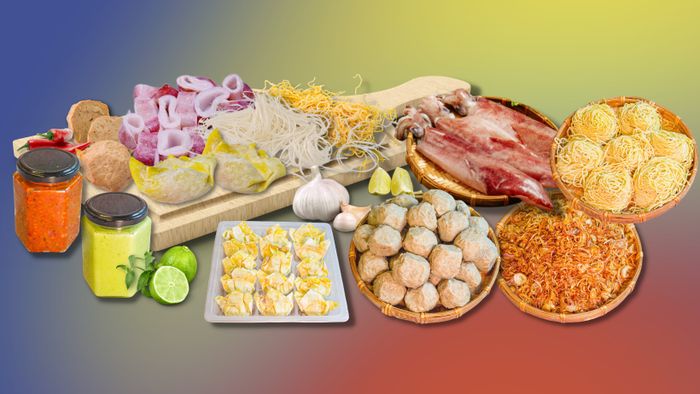 Tô hủ tiếu mực Ông Diệm vàng ươm đầy hấp dẫn - Ảnh 1