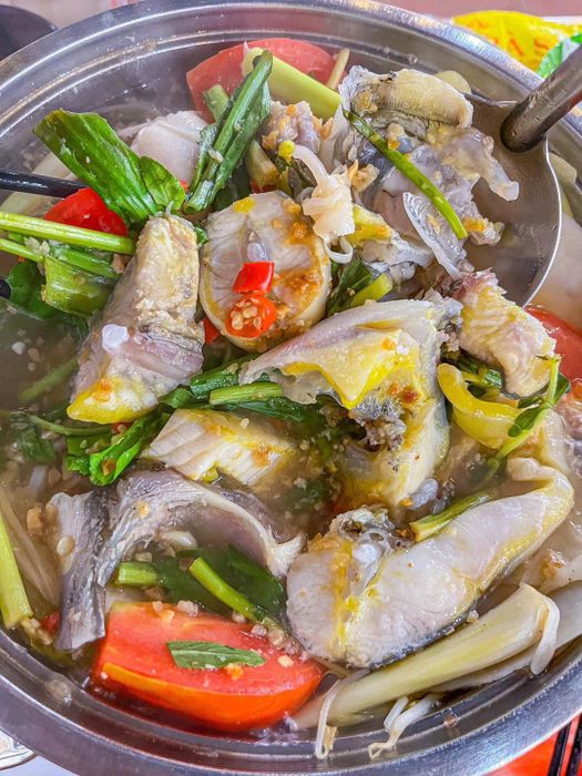Lẩu Cá Đuối Bà Sáu ảnh 2