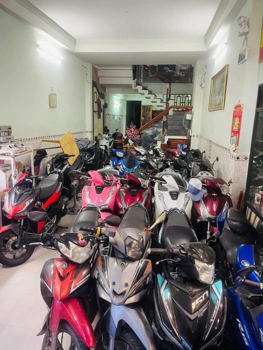 Hình ảnh giao dịch thực tế tại Cầm Đồ Anh Tuấn