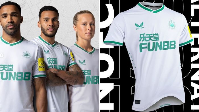 Newcastle United trình làng áo đấu thứ ba với sắc xanh lục bảo quý phái
