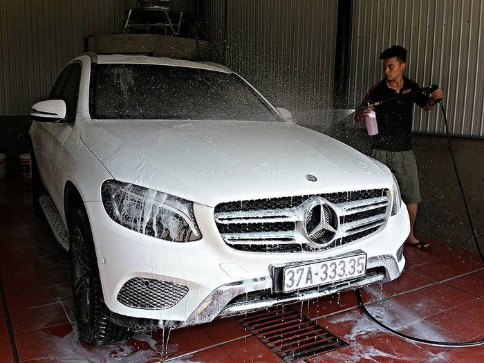 Quy trình rửa xe chuyên nghiệp tại Thành Vinh Auto Spa