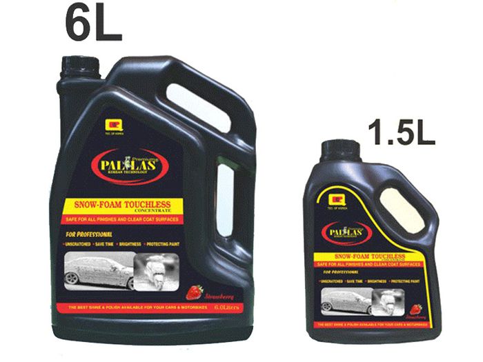 Hình ảnh thực tế nước rửa xe Pallas công nghệ bọt tuyết không chạm