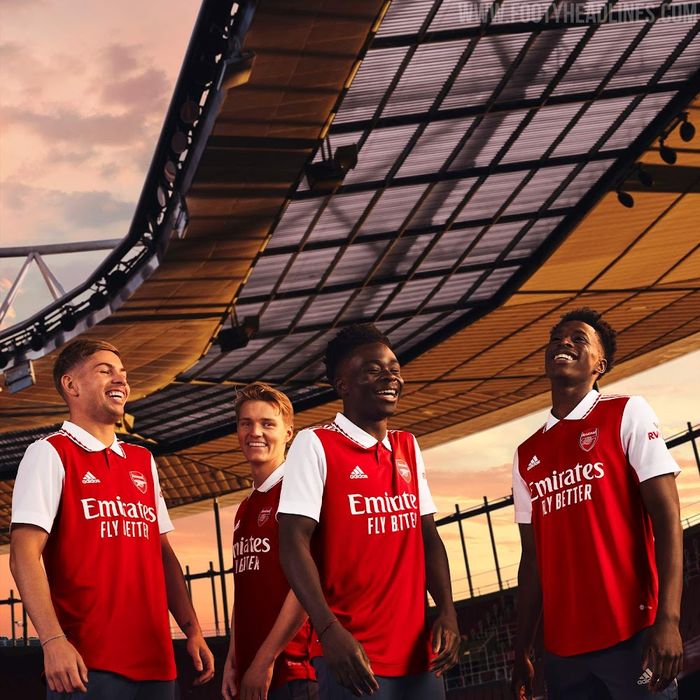 Thế hệ trẻ Arsenal tỏa sáng trong trang phục mới