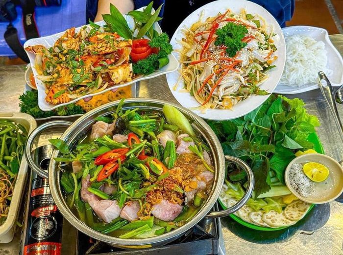 Lẩu Cá Đuối Bà Sáu ảnh 1