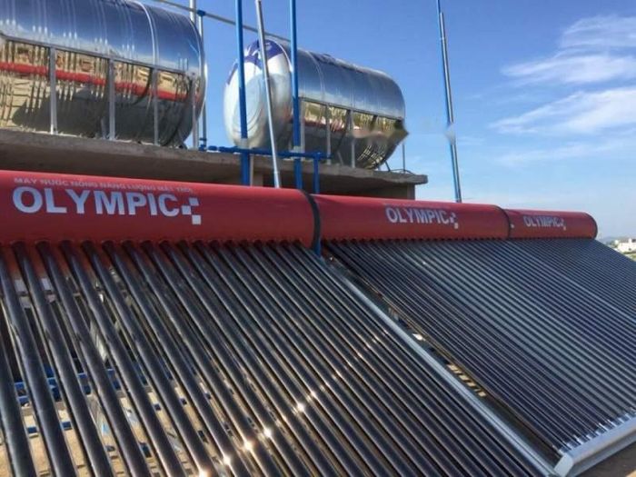 Hình ảnh máy nước nóng Olympic - Thiết kế hiện đại với 3 màu sắc sang trọng