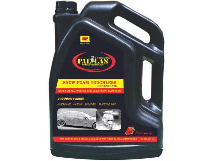 Hình ảnh minh họa nước rửa xe Pallas công nghệ bọt tuyết
