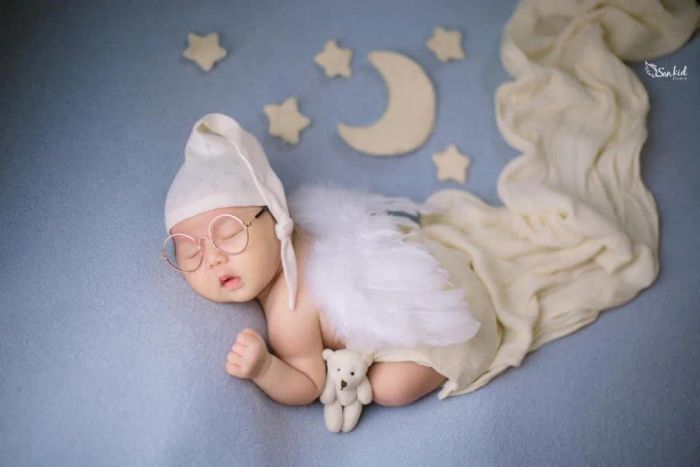 Tác phẩm nghệ thuật đầu đời từ SanKid Studio
