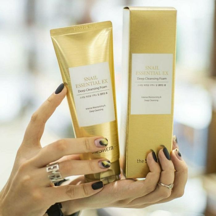 Hình ảnh thực tế The Saem Snail Essential EX - thiết kế bao bì sang trọng