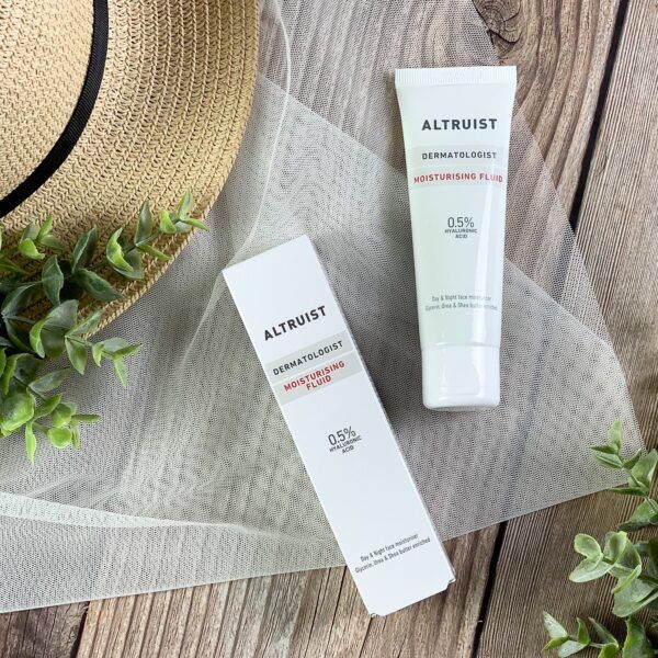 Hình ảnh thực tế Altruist Moisturising Fluid 0.5% HA