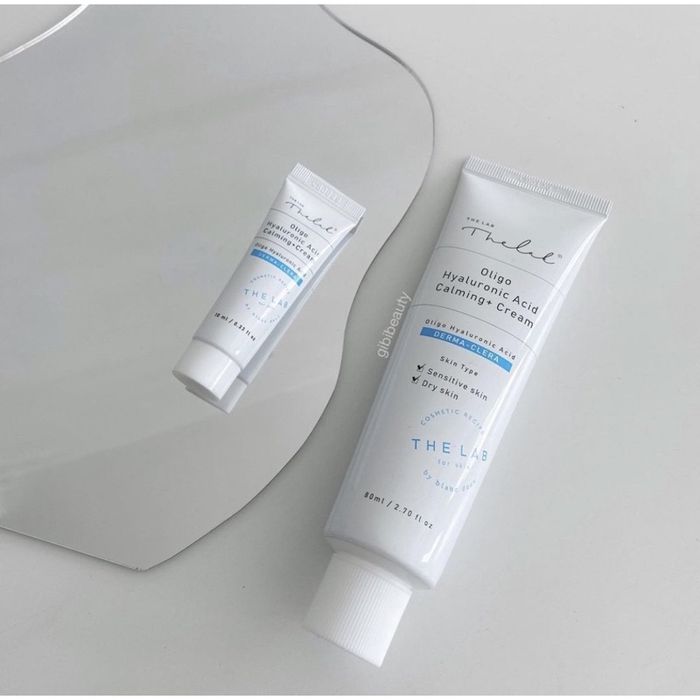 THE LAB Oligo Hyaluronic Acid Calming + Cream (Ảnh 1) - Hình ảnh đầu tiên về kem dưỡng phục hồi da với công thức Oligo HA độc đáo, mang lại làn da dịu nhẹ và căng bóng.