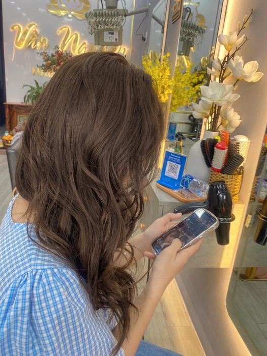 Hình ảnh thực tế lớp học nghề tại Salon Vân Nguyễn Phú Quốc