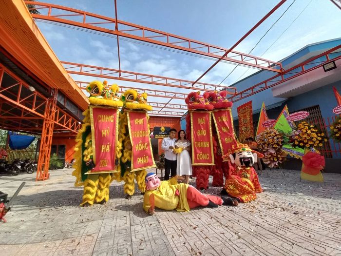 Hình ảnh ấn tượng từ Đoàn Lân Sư Rồng Hào Nhựt - Vĩnh Long, nơi nghệ thuật truyền thống được thổi hồn qua từng điệu múa.