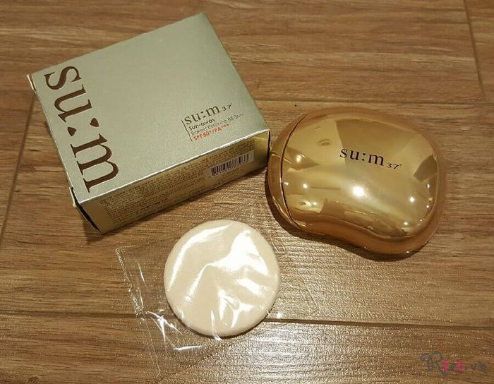 Hình ảnh phấn chống nắng đa năng Su:m37 Sun Away Baked Essence BB Sun