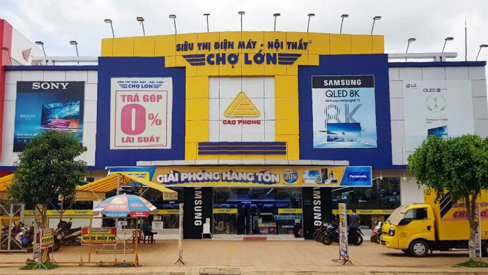 Góc trải nghiệm thiết bị âm thanh cao cấp tại Siêu thị Chợ Lớn