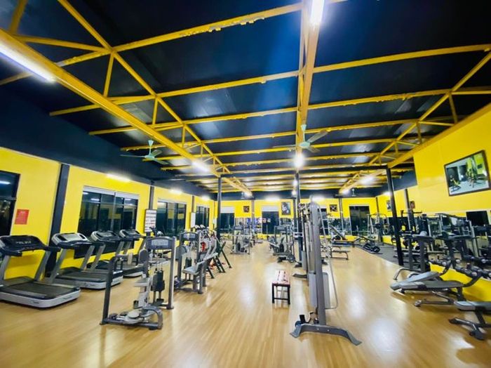 Không gian tập luyện đẳng cấp tại Gold Gym Club Yên Bái