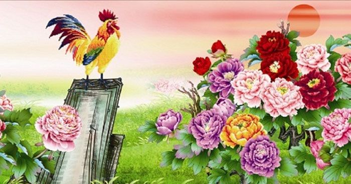 [Hình ảnh minh họa chân thực: Khung cảnh làng quê Việt Nam với đàn gà kiếm ăn dưới nắng trưa, xa xa là mái nhà tranh ấm áp. Nguồn: Tổng hợp]