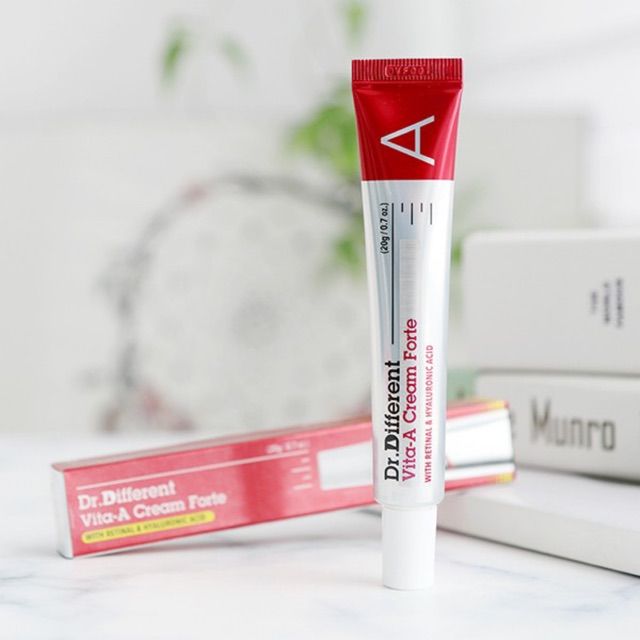 Ảnh 2: Dr.Different Vita-A Cream Forte - Kết cấu kem dạng cream mềm mịn, dễ dàng thẩm thấu nhanh không gây nhờn rít