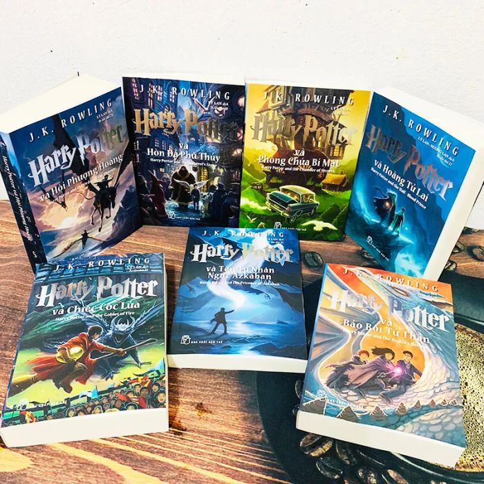 Hình ảnh đẹp từ thế giới Harry Potter - Khoảnh khắc đáng nhớ trong hành trình phù thủy của cậu bé mang vết sét hình tia chớp.