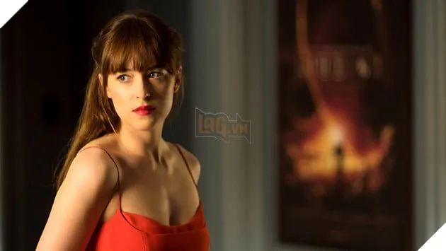 Hình ảnh Dakota Johnson trong bộ phim đình đám Fifty Shades of Grey
