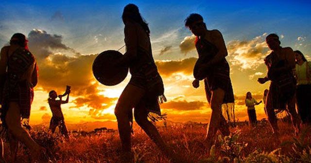 Tranh minh họa sống động về trận chiến (Nguồn: Viện nghiên cứu Văn hóa các dân tộc Việt Nam)