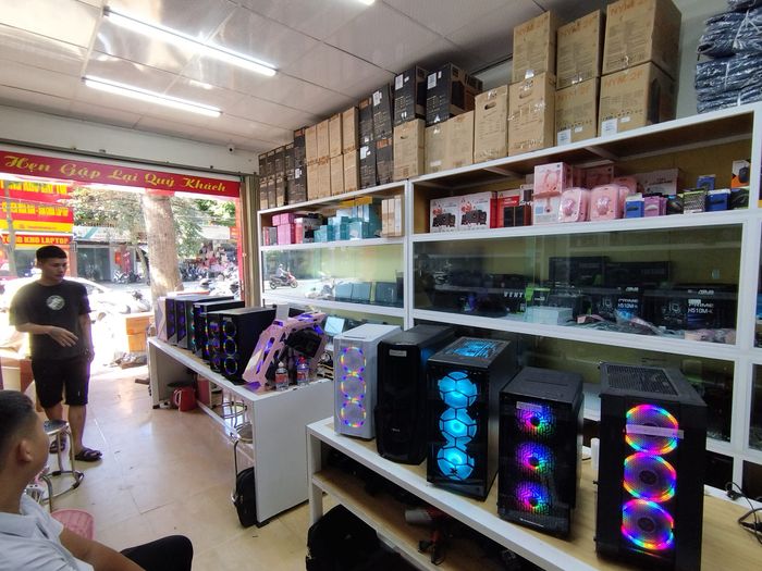Không gian trưng bày hiện đại tại MK Store Thanh Hóa