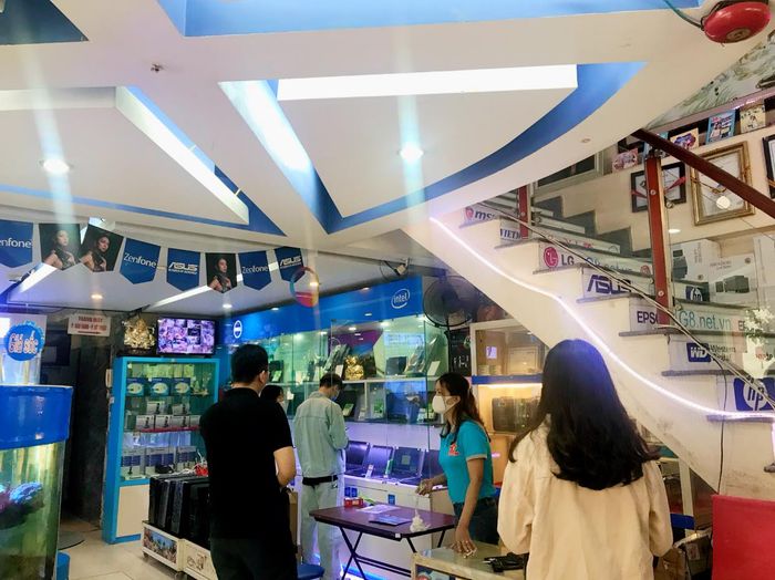 Không gian trưng bày hiện đại tại G8 Computer