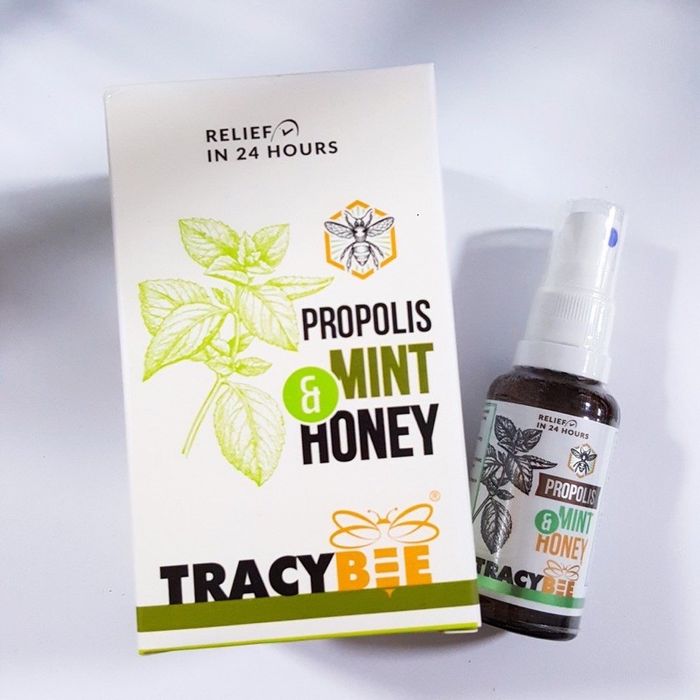 Hình ảnh thực tế Xịt keo ong Propolis Mint & Honey - thiết kế tiện lợi