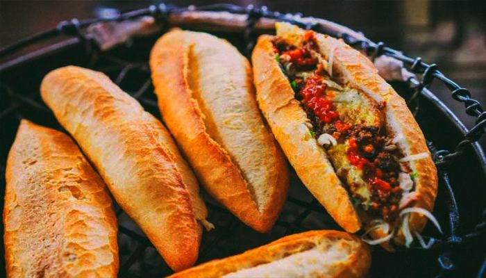 Đức Thắng - Bánh mì Hội An - Sắc màu ẩm thực đầy quyến rũ