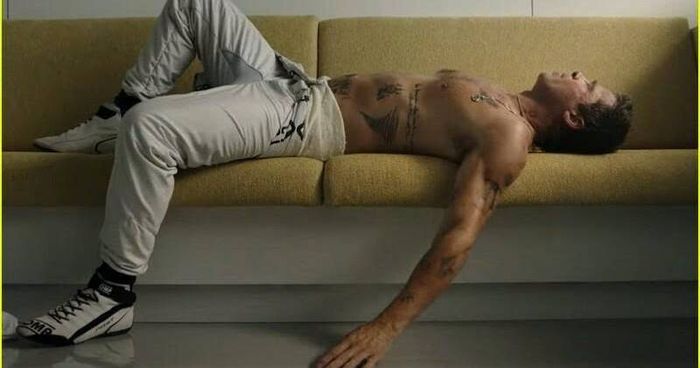 Dù đã bước sang tuổi 62, Brad Pitt vẫn cho thấy sự toả sáng không ngừng và sức hút khó cưỡng của một ngôi sao đích thực
