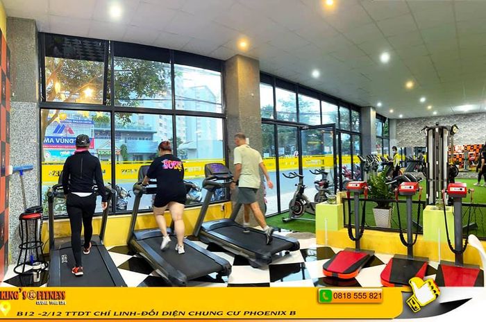 Ảnh thực tế King’s Fitness - không gian vàng cho body vàng