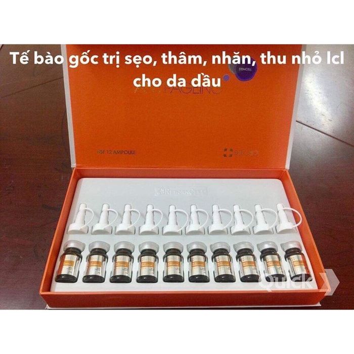 Ảnh minh họa kết cấu serum tế bào gốc Reborncell - Dạng lỏng sánh mịn như lụa, thẩm thấu tức thì không nhờn rít