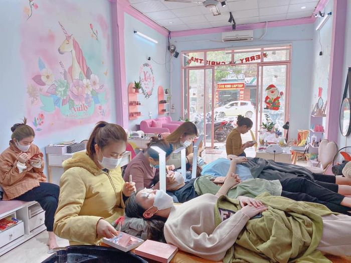 Hình ảnh thực tế mi nối tự nhiên tại Xully Nail & Mi