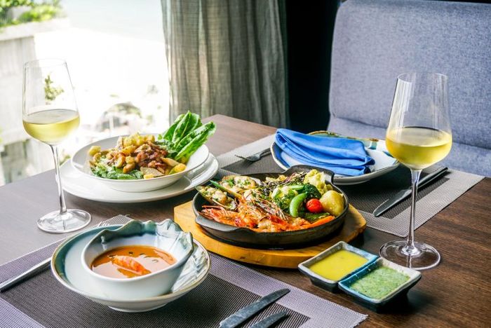 Hình ảnh Sky View Restaurant 3