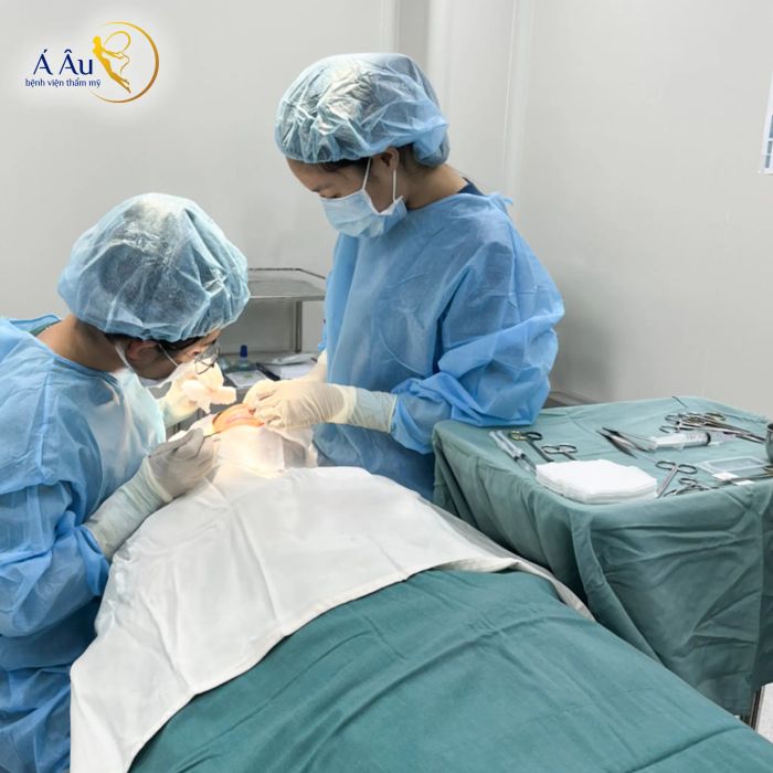 Hình ảnh 2 về Bệnh viện thẩm mỹ Á Âu - ghi lại những khoảnh khắc thành công từ các ca phẫu thuật hàm hô đạt chuẩn quốc tế.