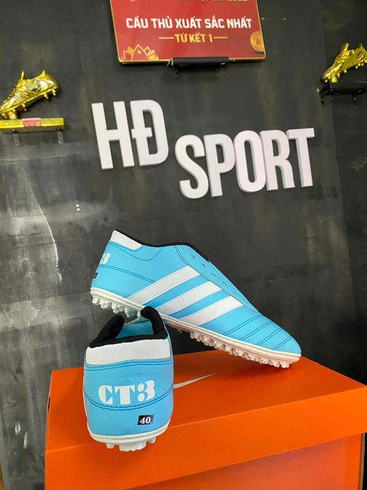 Bộ sưu tập giày bóng đá đa dạng tại HĐ SPORT