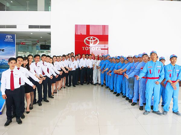 Hình ảnh showroom Toyota Bình Thuận - Kiến trúc hiện đại
