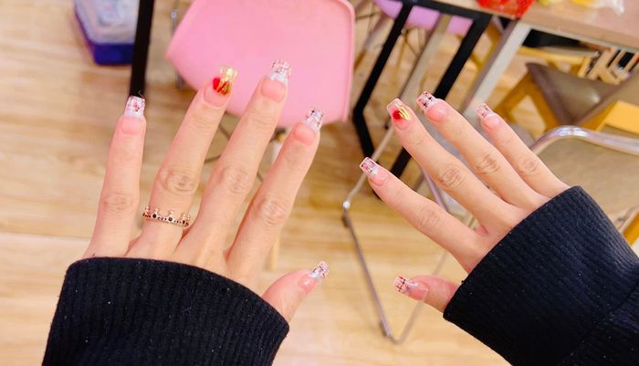 Không gian học tập hiện đại tại Trinh Nails