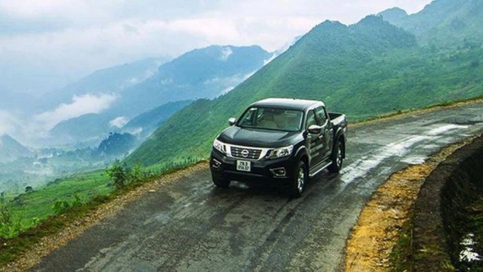 Bí quyết lái xe an toàn trong điều kiện thời tiết xấu: đi chậm - quan sát kỹ ảnh 1