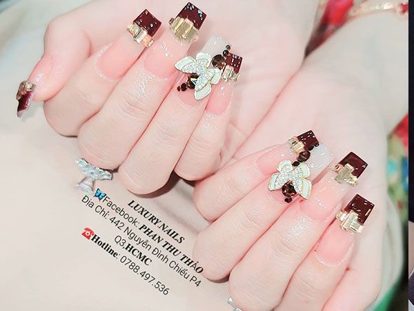 Không gian học tập sang trọng tại Luxury Nails