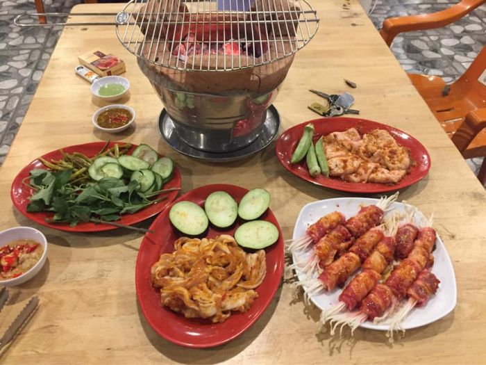 Quán Đỉnh 5 (Má Heo Nướng) - Hình ảnh 1
