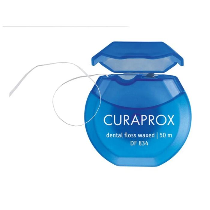 Hình ảnh thực tế chỉ nha khoa Curaprox - Thiết kế tinh tế với lớp phủ sáp cao cấp
