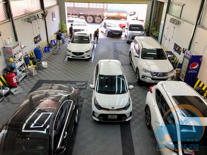 Hình ảnh không gian làm việc chuyên nghiệp tại HB Detailing