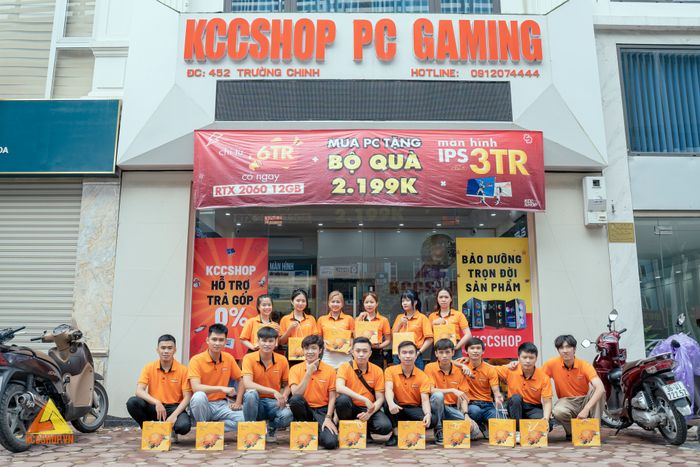 Không gian trải nghiệm công nghệ tại Khánh Chung Computer