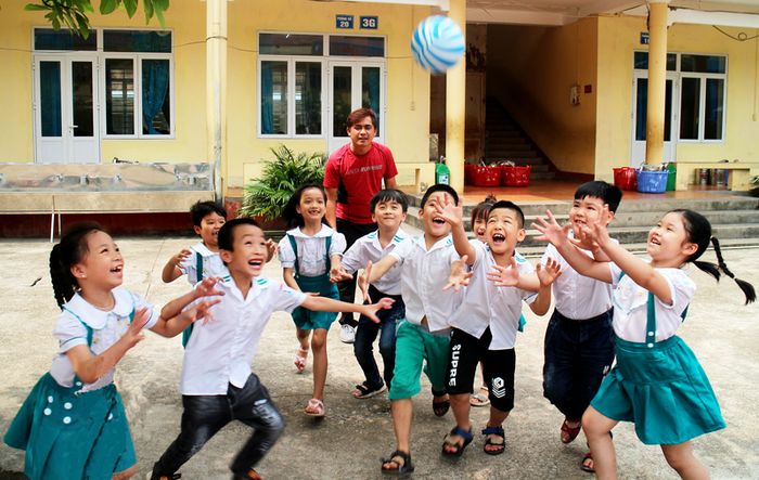 Hình ảnh minh họa sinh động về trường học (Nguồn: internet)
