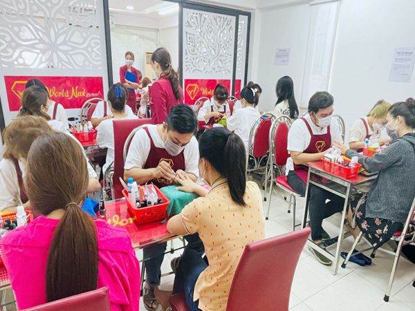 Không gian đào tạo hiện đại tại World Nail School